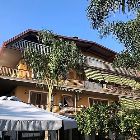 Couette-café Le Terrazze 3*